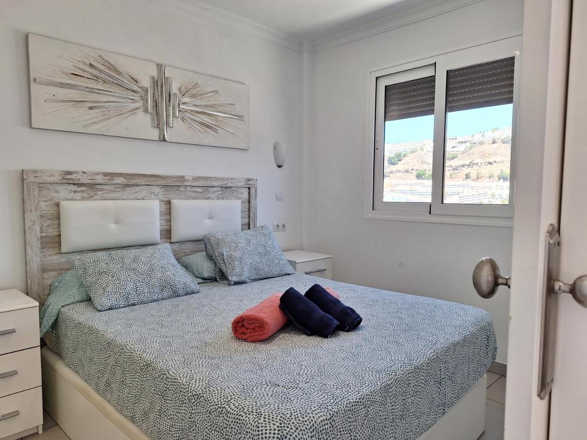 Solaris - Refurbished, Top Floor, Sea Views Puerto Rico  Bagian luar foto