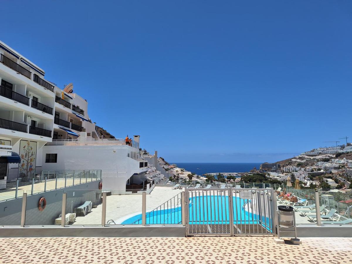 Solaris - Refurbished, Top Floor, Sea Views Puerto Rico  Bagian luar foto