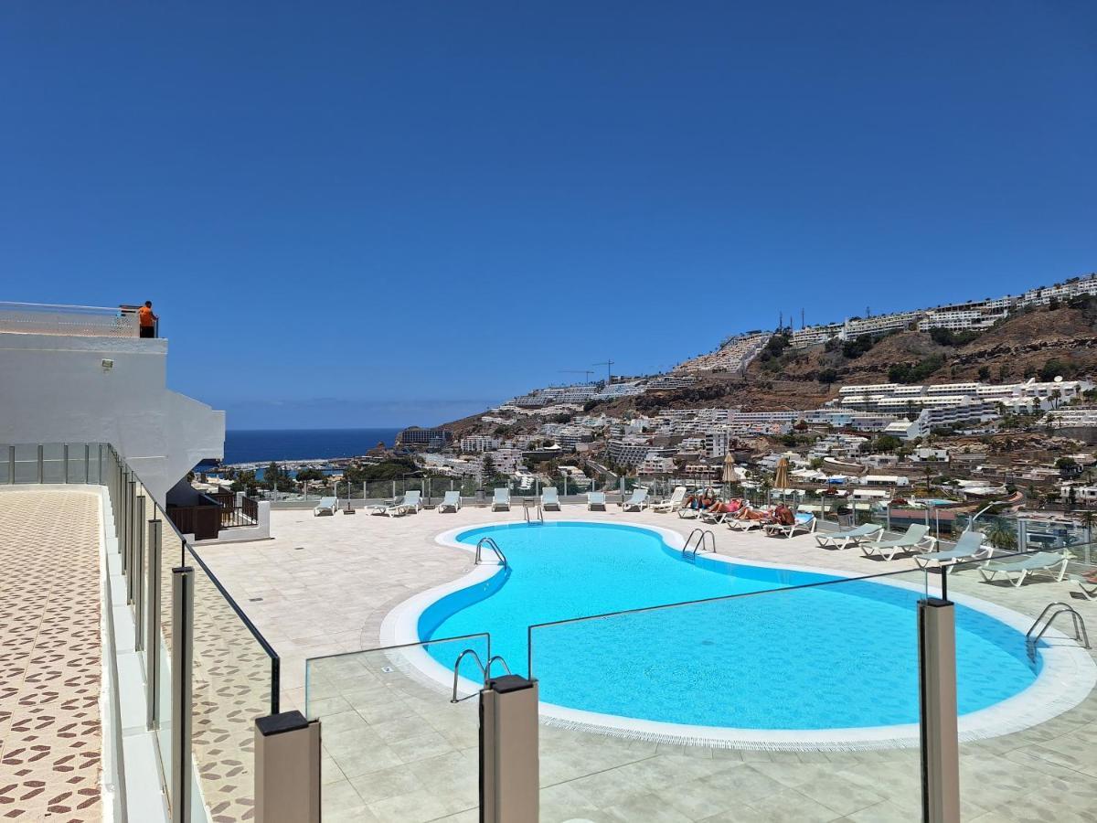 Solaris - Refurbished, Top Floor, Sea Views Puerto Rico  Bagian luar foto